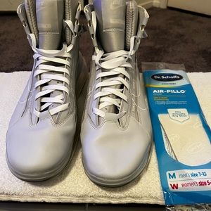 Nike Air Max 720 Saturn. Size 11.5 Pre-owned.